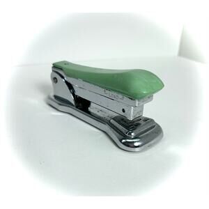 VTG Desktop Stapler, Ace Fastener Cadet Lift Top Model 302 – Rare Shade of Green